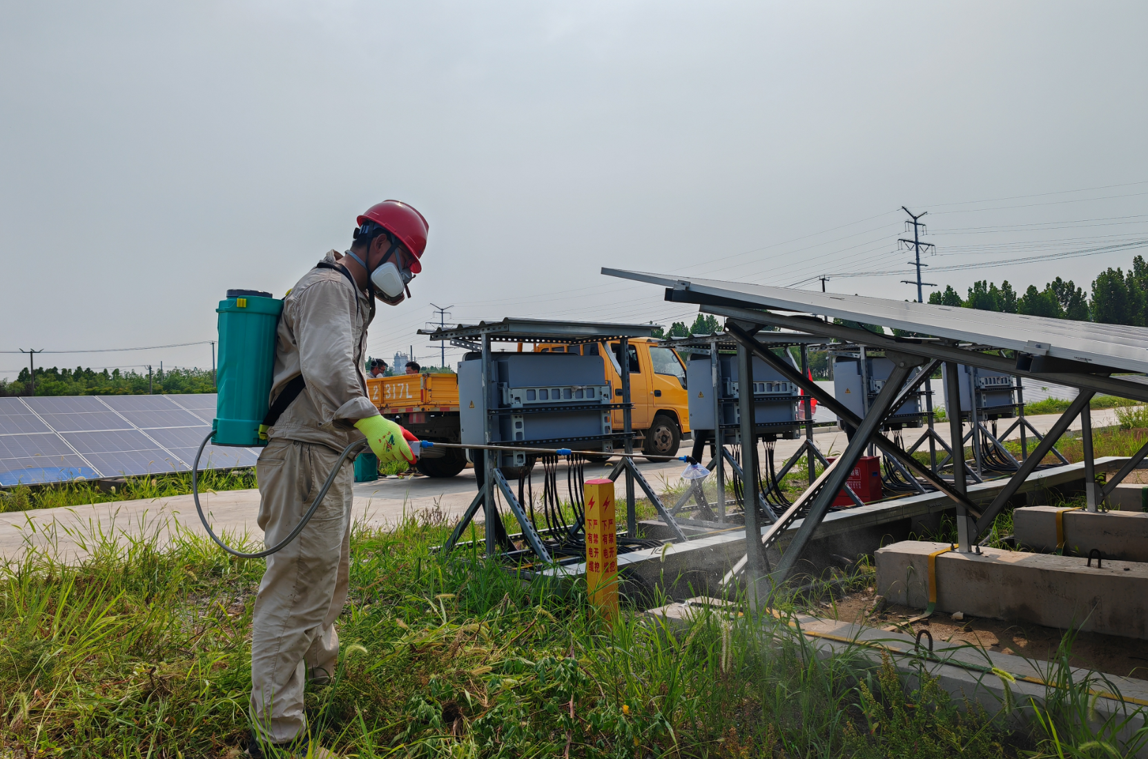 1753404881329 1753404861265